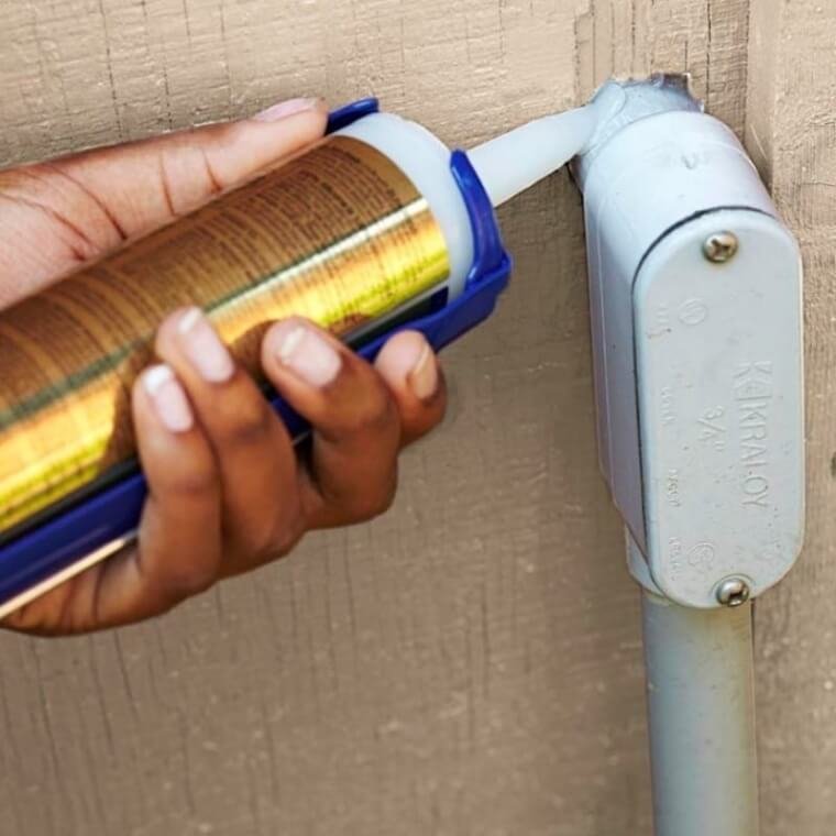 Fix Burst Or Broken Pipes With A Sealant